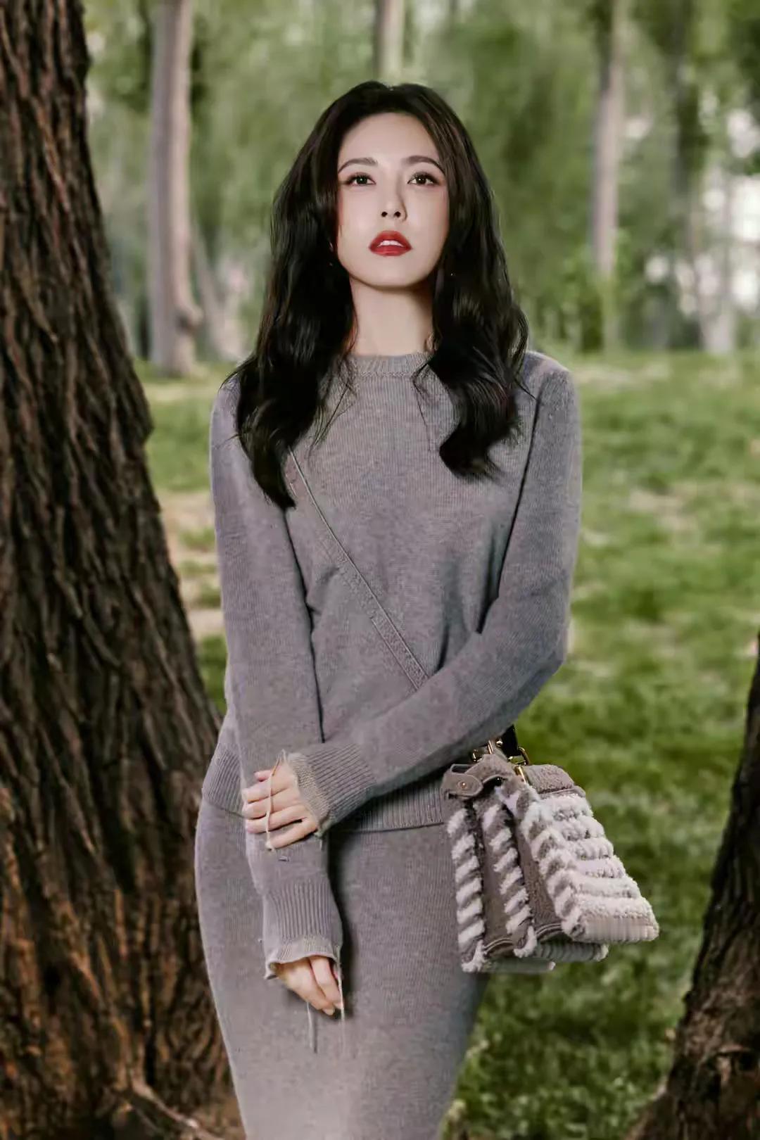 什么样的女性，才是最动人的旧时代回忆感 中年女性特质 好女人标准 能推荐你喜欢的