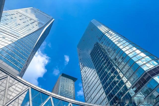 白宫顶级局！马斯克同框特朗普与沙特王储，背后藏千亿生意？
 
全球目光锁定白宫晚