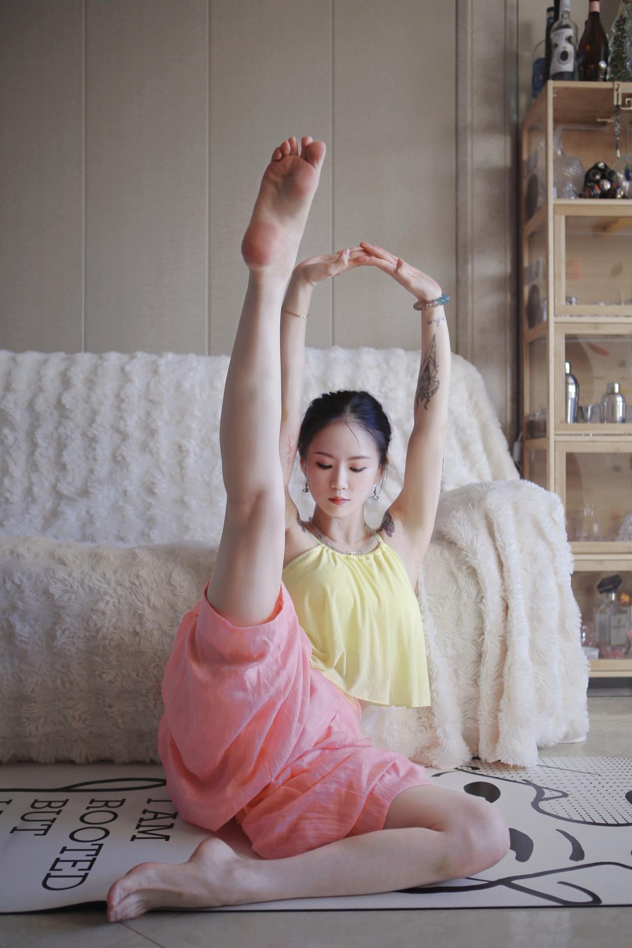 小村姑上线 瑜伽穿搭 氛围感