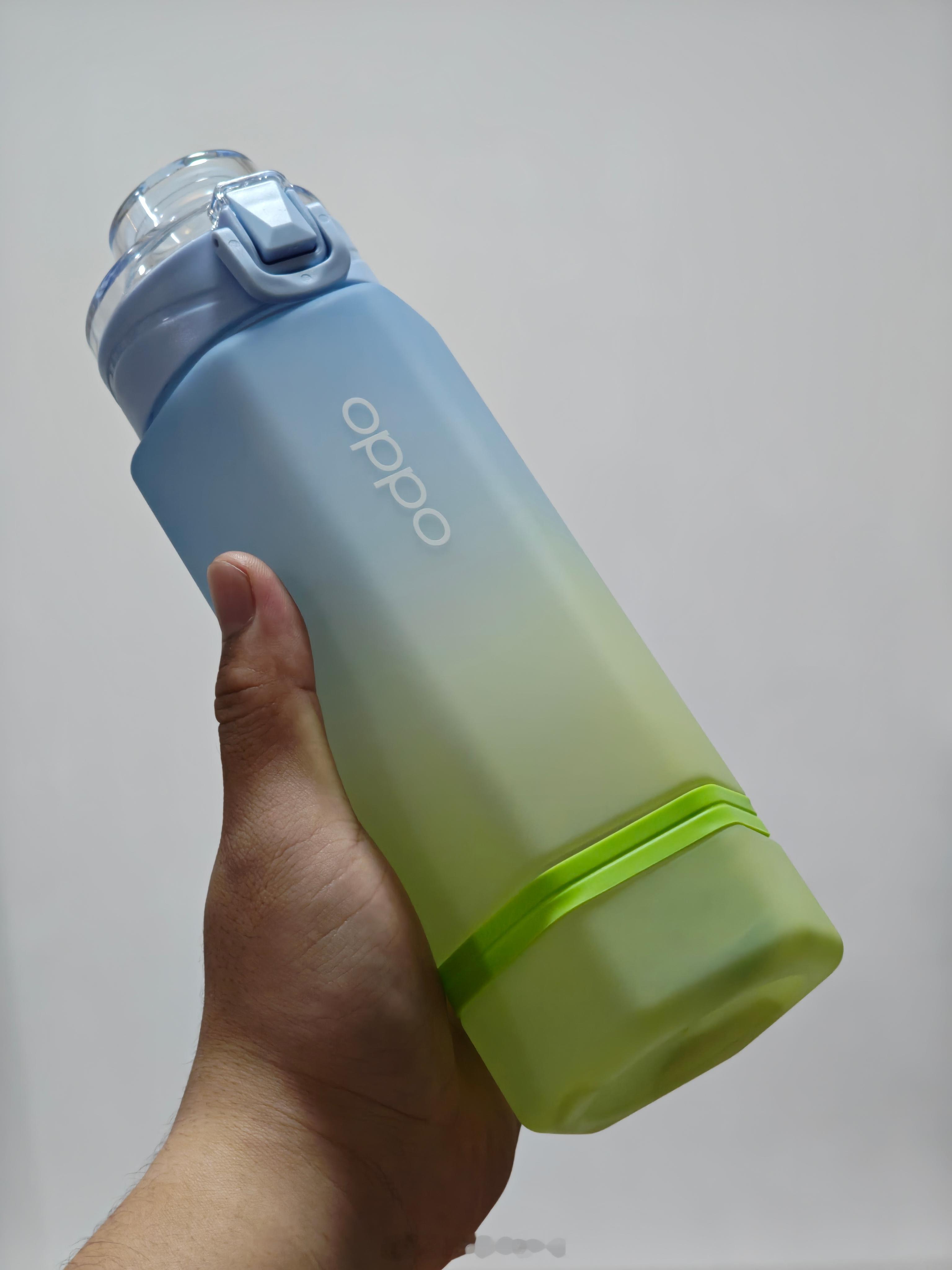 Take it easy.评论里抽一个粉丝包邮送出一个漂亮的 OPPO 水杯。 
