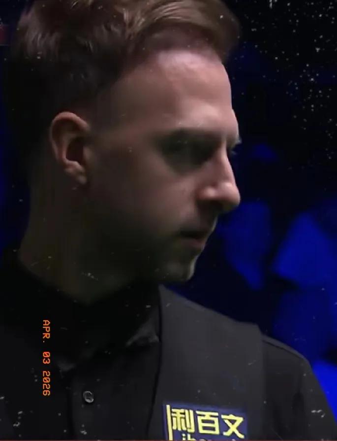 特鲁姆普4-0梦幻开局，球员巡回赛半决赛第一阶段4-0零封罗伯逊，进入中场休息！