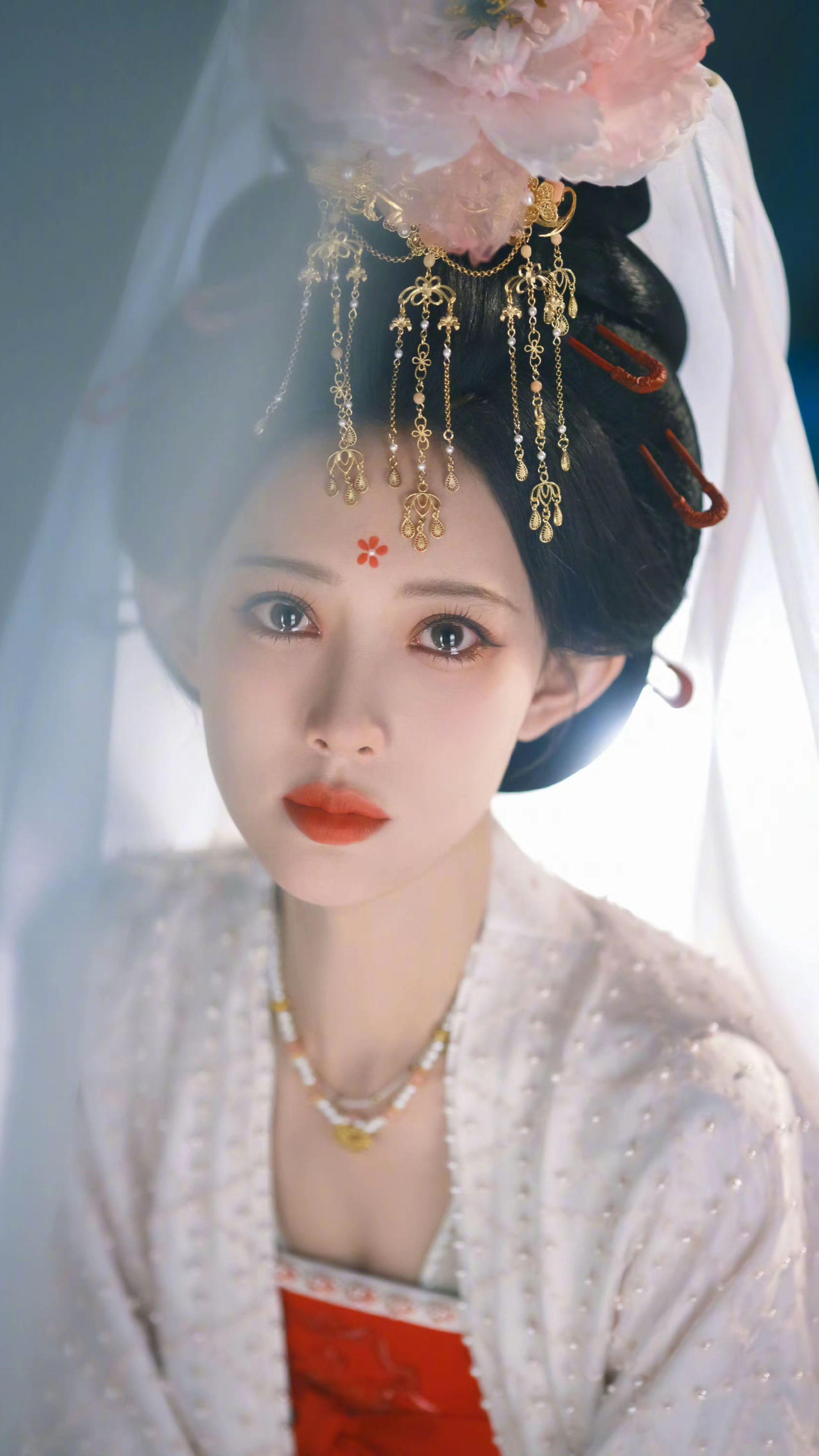 我都不知道，等《尚公主》开播的时候，到底拿什么输！  从《西出玉门》的...