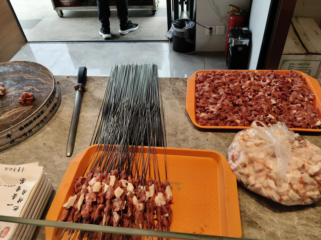 你们是不是很羡慕我们这里的食材很新鲜。