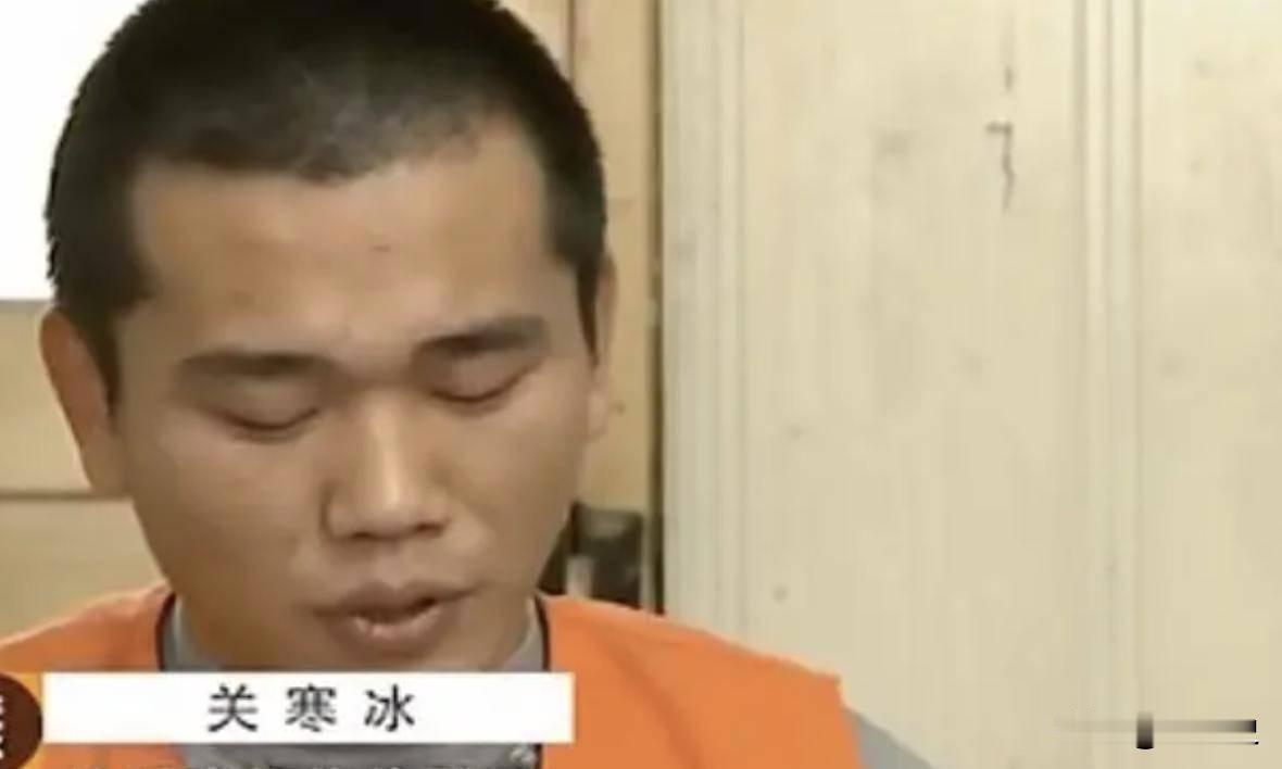 2014年，安徽广德，28岁女子和8岁女儿晚上在二楼睡觉，却突然听到一楼有动静，