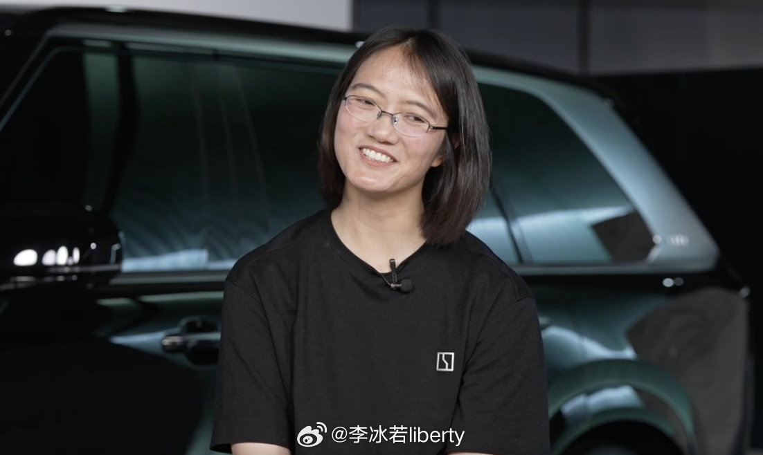 晚上看了一会极氪9X产品经理的直播关于车本身就不多聊了，车展看过来了看到有一些信