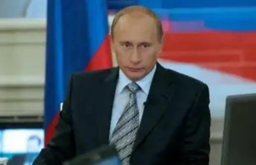 北约一旦踏入俄罗斯本土，中国就必须出兵？很多人还陷在这种兄弟义气的幻想里。错了！