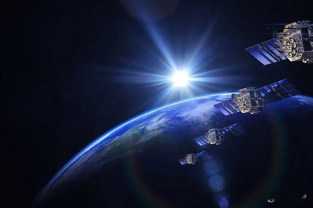 中国卫星“三链协同”通常指火箭链、卫星链、数据链一体化：火箭负责低成本高频发射，
