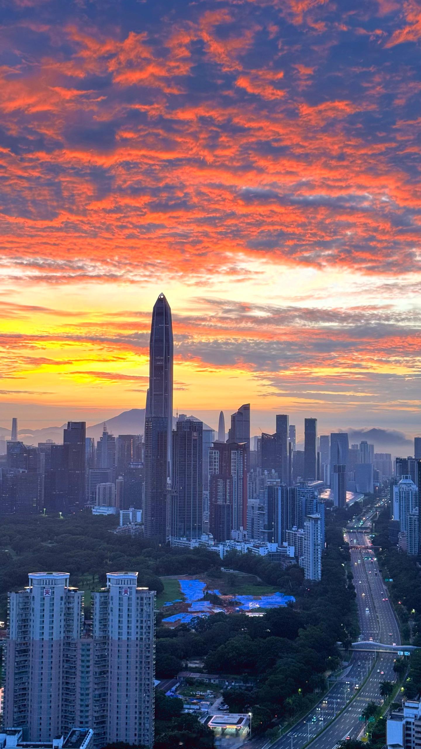 早上好，8.5日深圳朝霞分享。朝霞 深圳