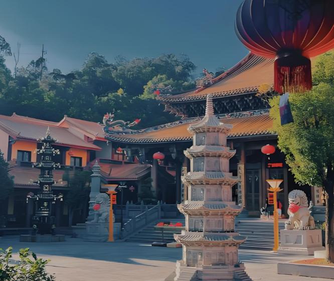 一个寺庙这么多和尚吃饭，他们不工作，不种粮，不服兵役。如果哪一天没有了香火供奉，