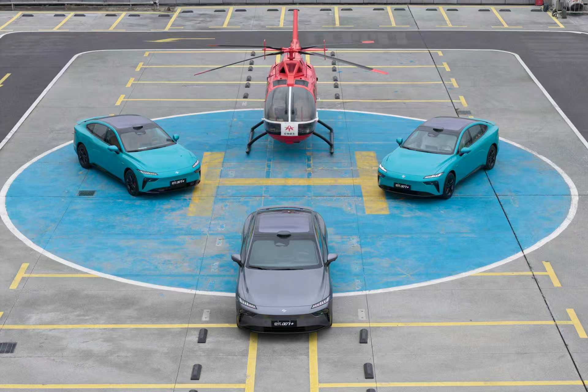 年轻人的科技性能玩具 激光雷达全系，早高峰自动跟车、窄路避石墩，车身利落像科技猛