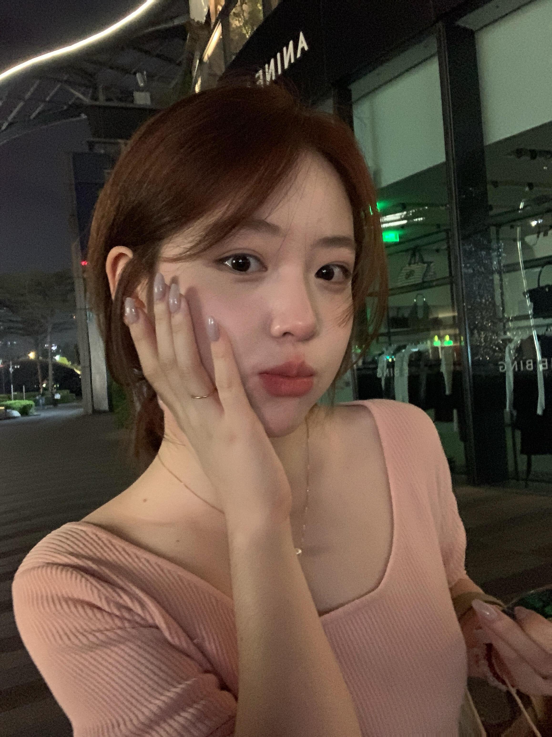 最近好喜欢粉色，穿搭粉色系 