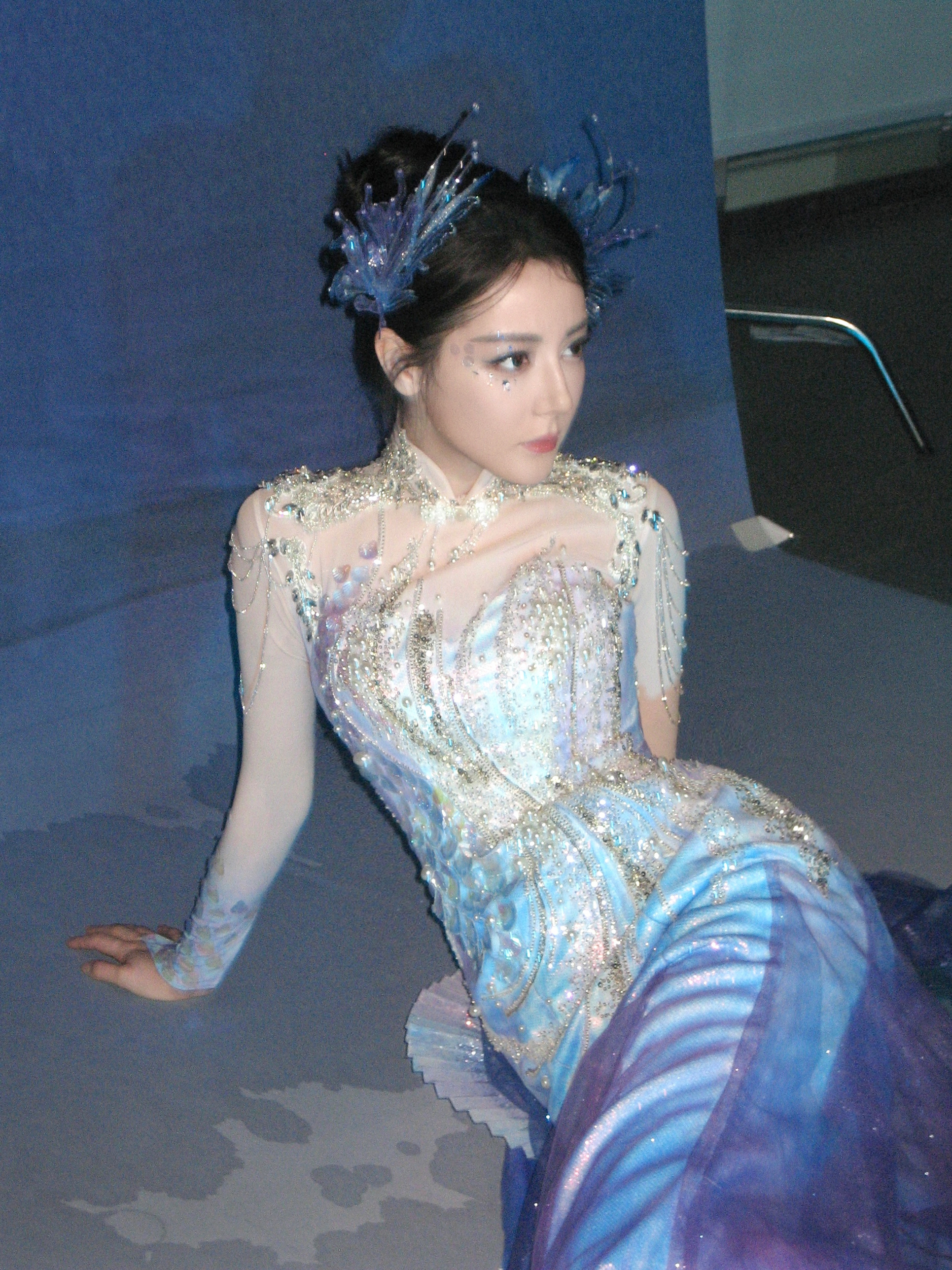 迪丽热巴 🌊 春晚 恭喜您已在 [海底副本]拿到五颗星，美人鱼版姐姐的嘻嘻迪 