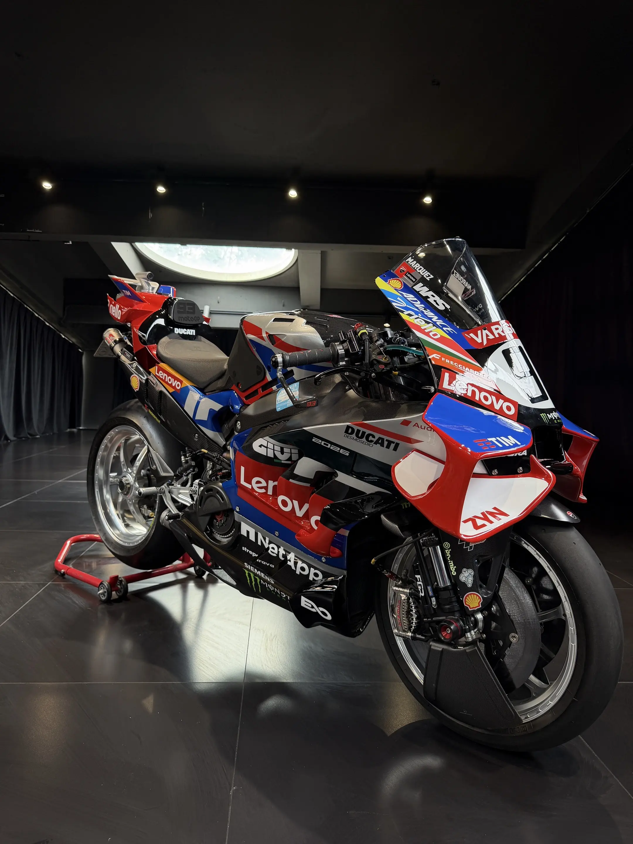 来咯！来咯！100周年杜卡迪GP