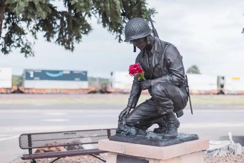 周围墙外的战争、只要能够持续许多年、表示耗尽经济、转变领土、转变资源、消耗了一切