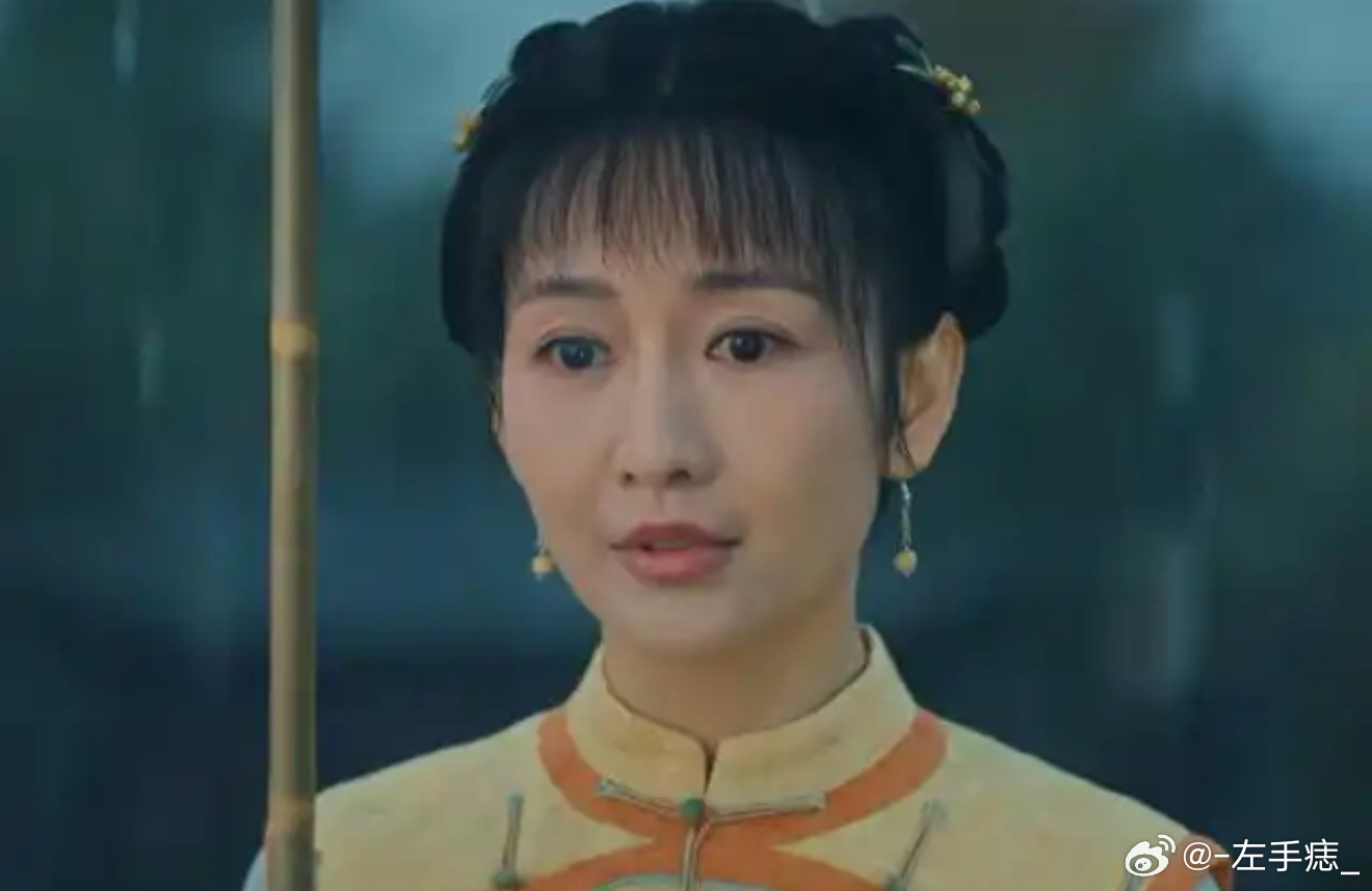 王鸥44岁演20岁少女引发争议，挤进央视剧满脸违和，到底谁审美有问题 