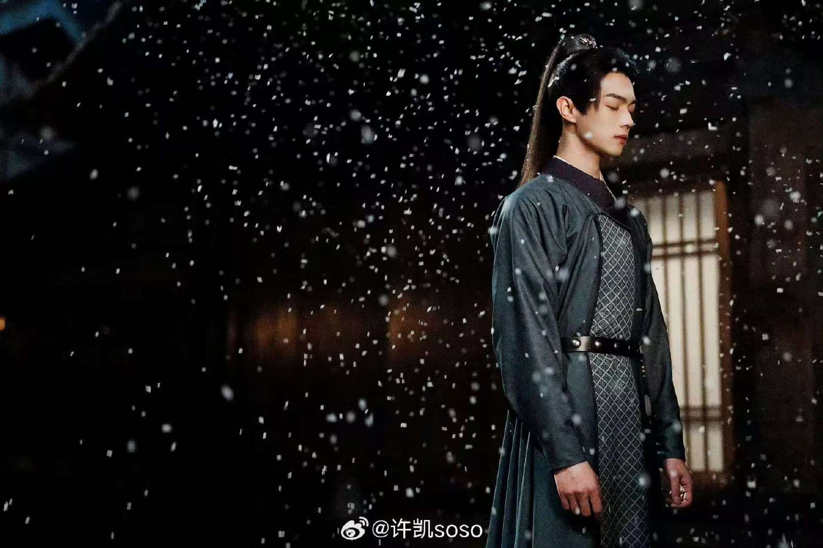 许凯一切都好在来日方长许凯子夜归告别文 常见“山海千重”，你叹“人生苦短”，但一