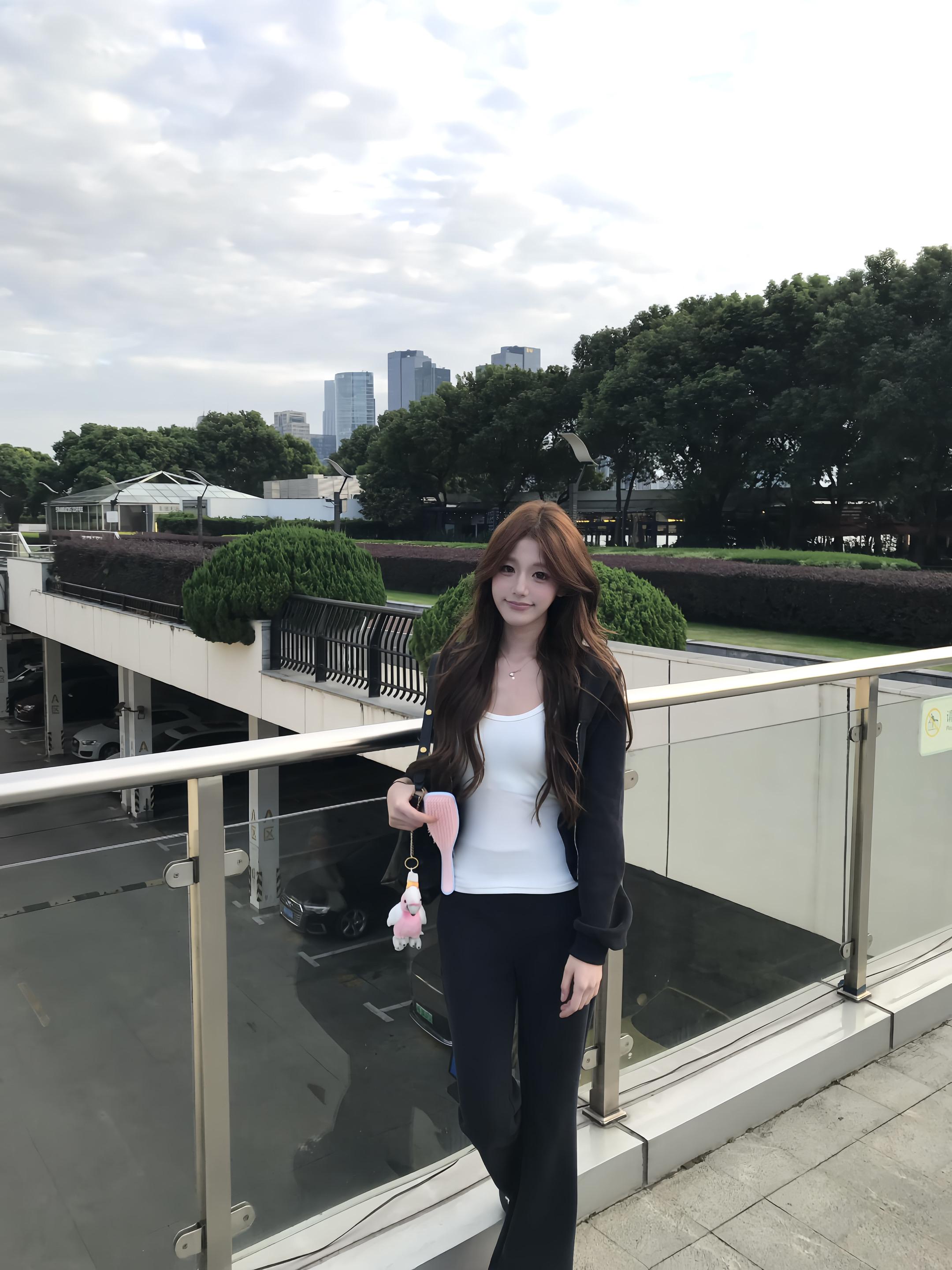 有些事不能勉强 而我唯一能做的就是放弃 所以晚安