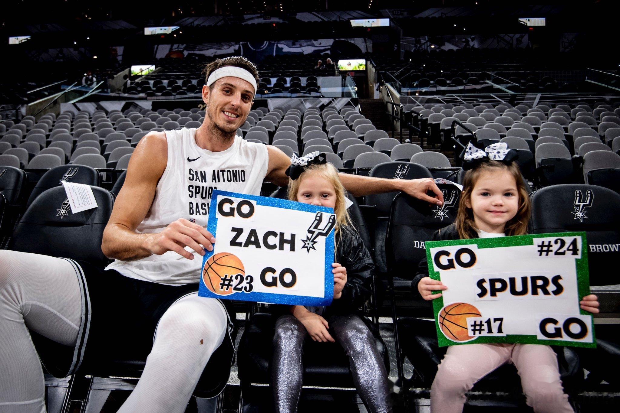周日了能结束连败嘛[doge]#go spurs go# ​​​