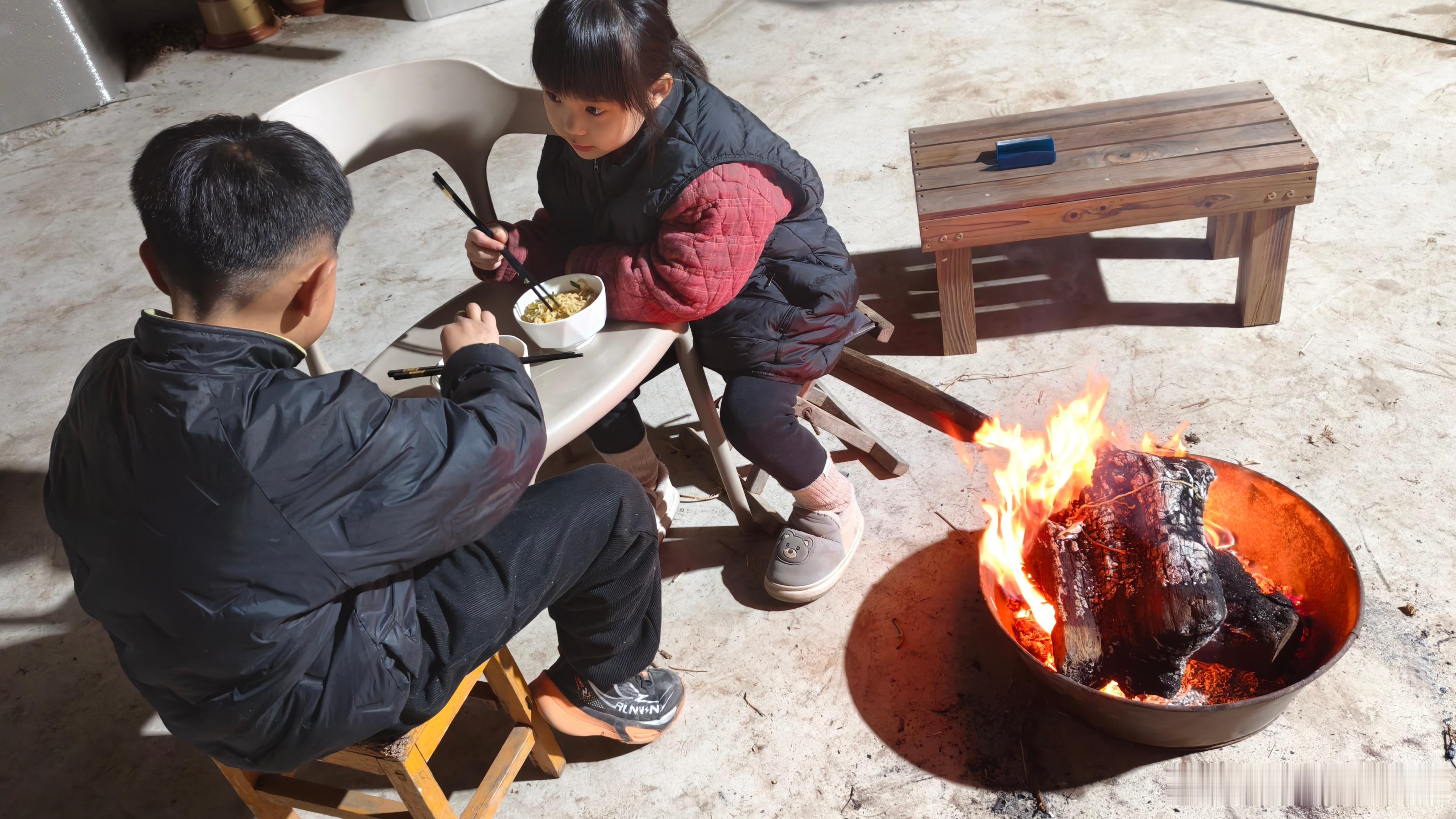 玩火绝对是天性啊！ 