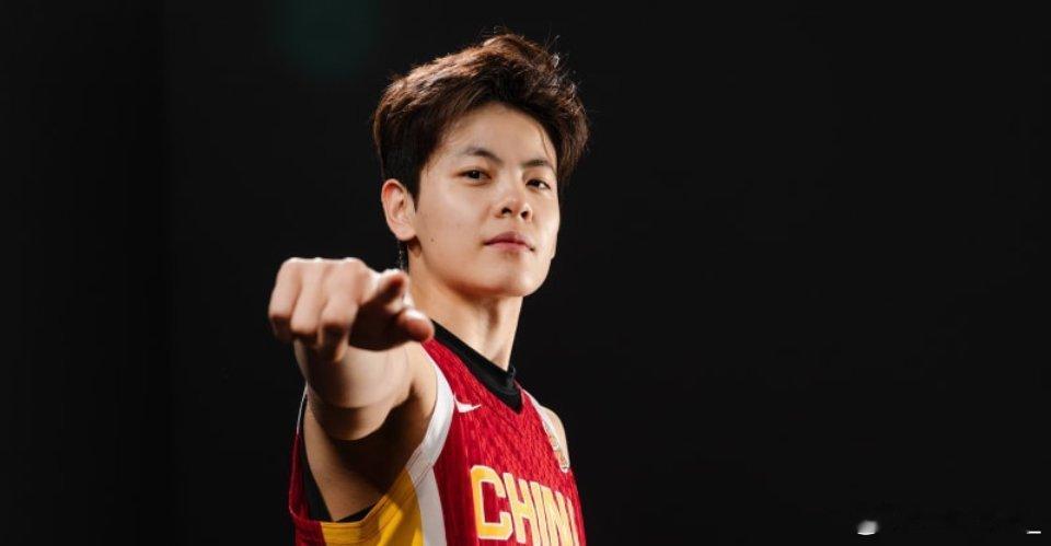 杨舒予杨舒予女篮世界杯 小羊的第一届世界杯结束啦场均32.9分钟，14.2分，进