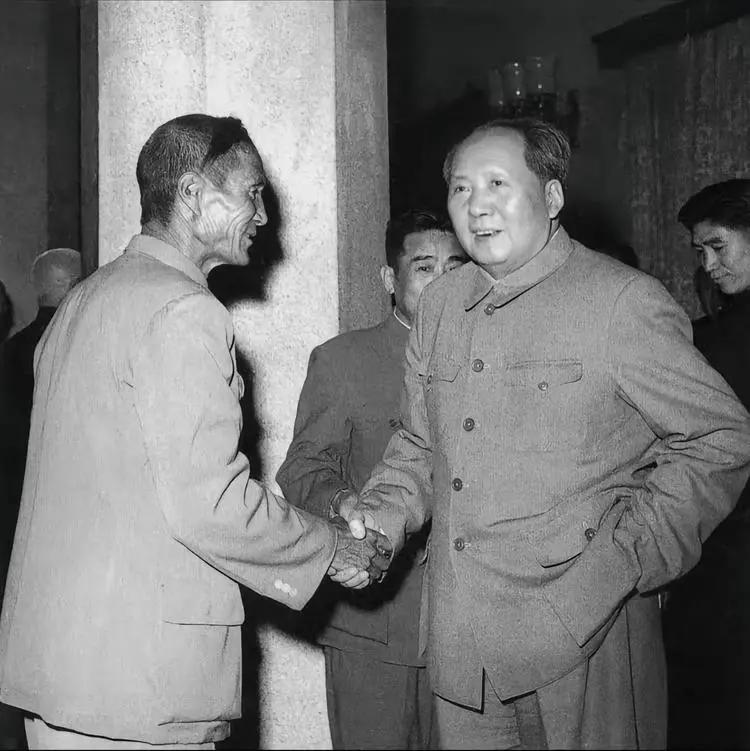 亲切的会见～