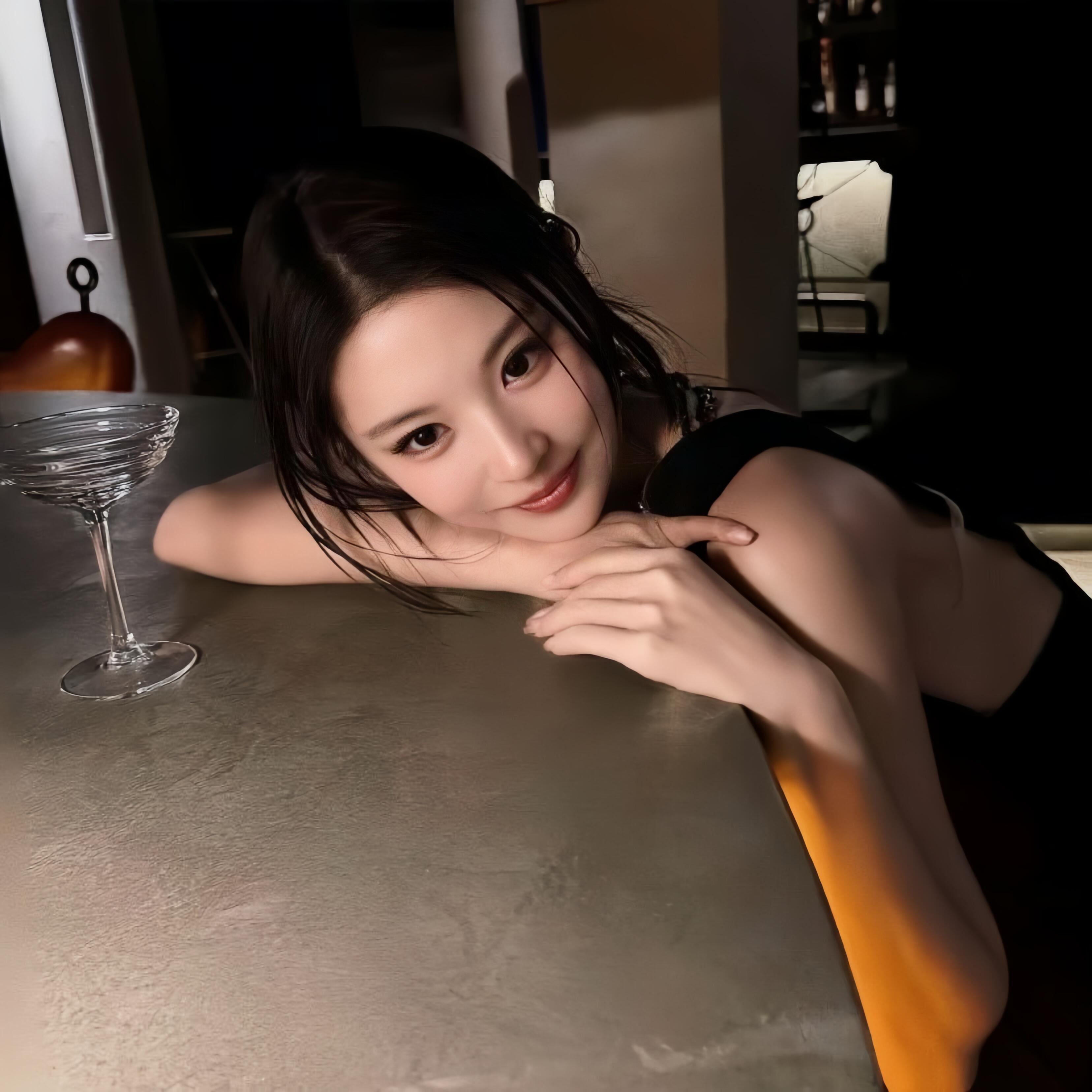 高级感女生头像🌷 