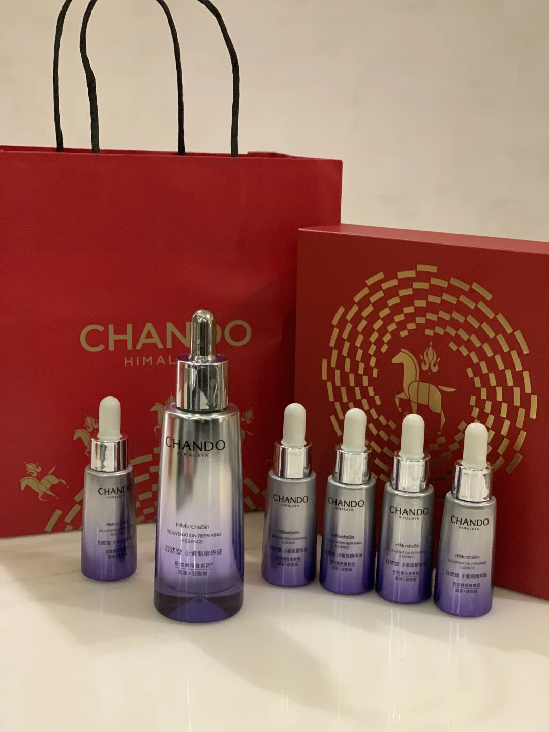 新年焕新肌｜用护肤礼盒把自己宠成发光体！