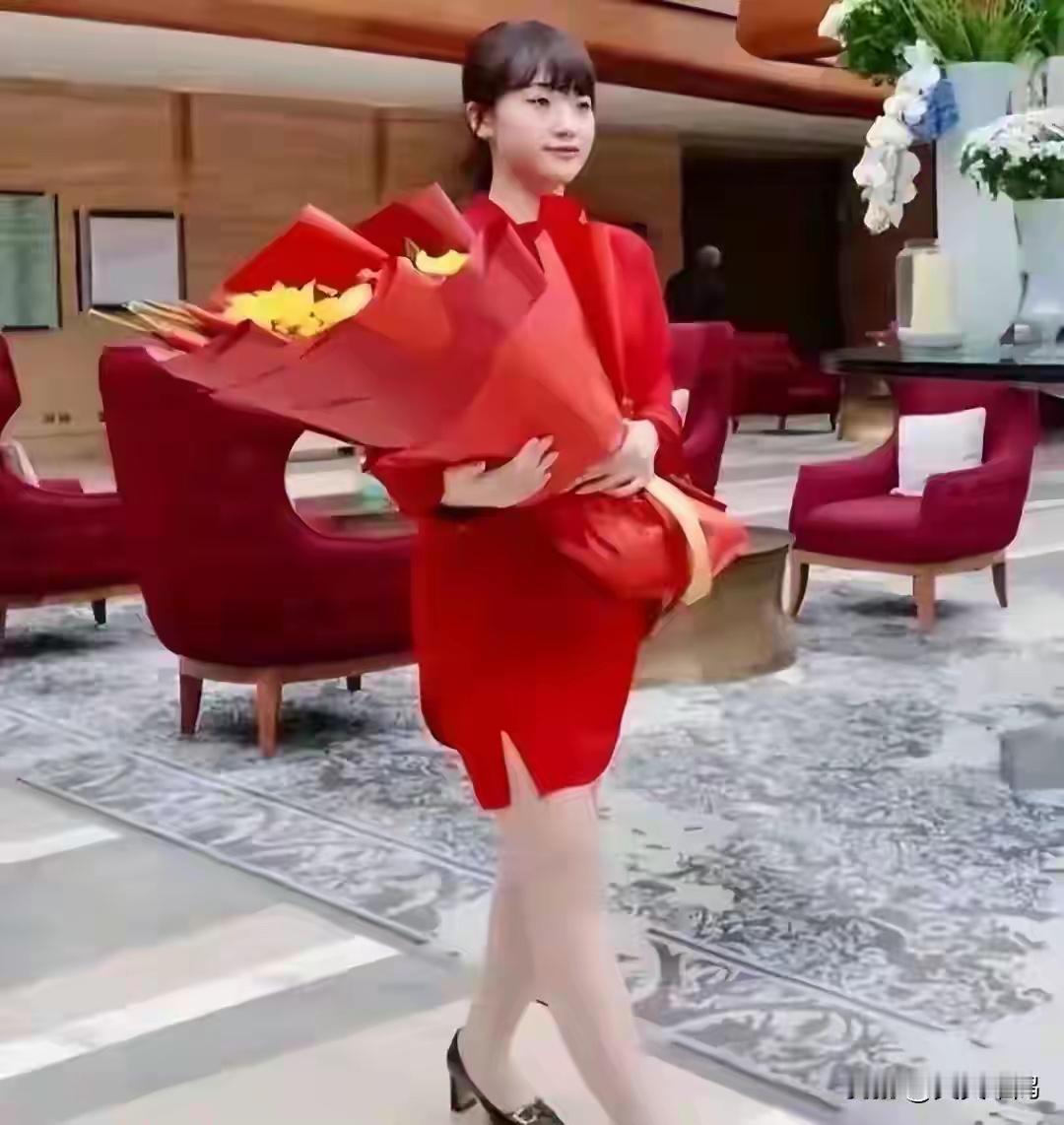 这个小女孩是谁？前途似锦
