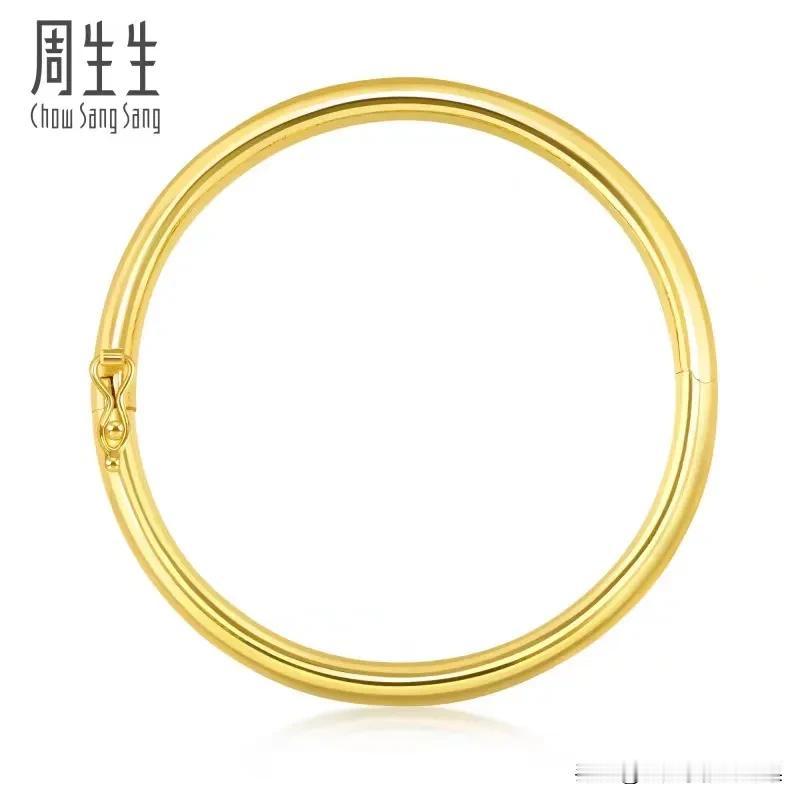 一直好奇怎么卖黄金的都姓周啊，姓周的是不是超有钱啊？

周大福，周六福，周生生，