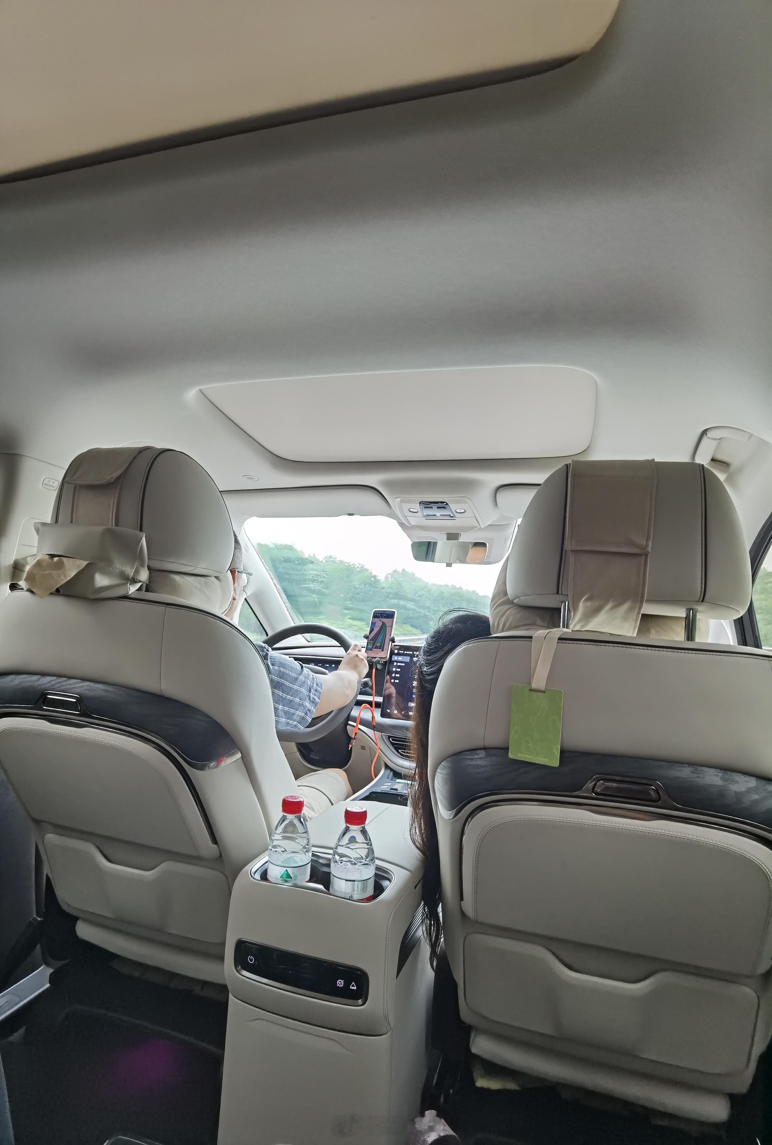 现在的国产MPV真高级猜猜什么车MPV[超话] ​​​