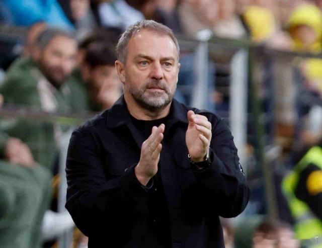 西甲第20轮，巴萨客场1比2不敌皇家社会。赛后接受采访，巴萨主帅弗利克表示，“这