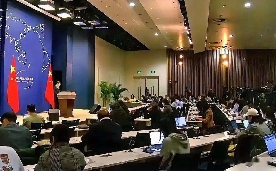 1月9日晚上的最新消息，速报，全都不容错过，第六条：泰国加强入境审查，中使馆发提