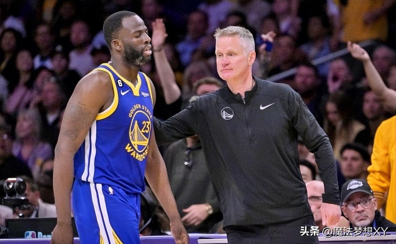 勇士这支球队，
真是让人有点摸不着，
他们本应多赢球稳住排名，结果却
背靠背连续