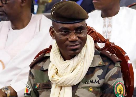 最近，西非国家马里爆发大规模武装冲突，俄罗斯“非洲军团”一夜击毙上千名武装分子，