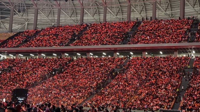 GAI体育场统治级上座率 今晚的重庆体育场属于GAI！《GAI进化论》演唱会座无