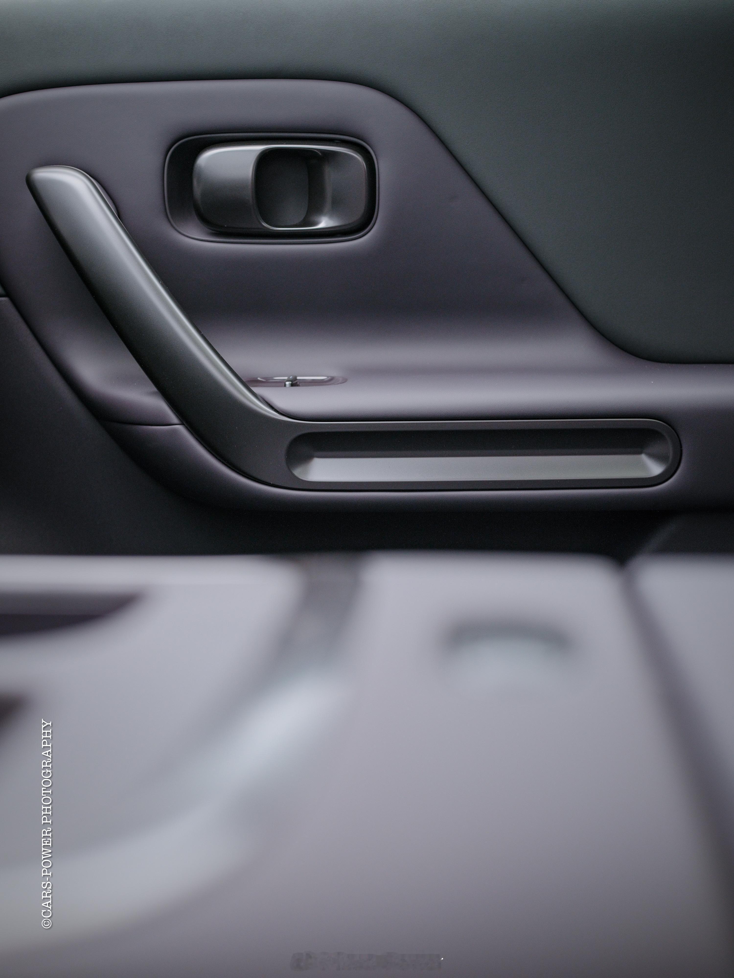 实拍📷📷📷零跑Lafa5这套内饰怎么样？精致度和设计感都在线，车机对语音识