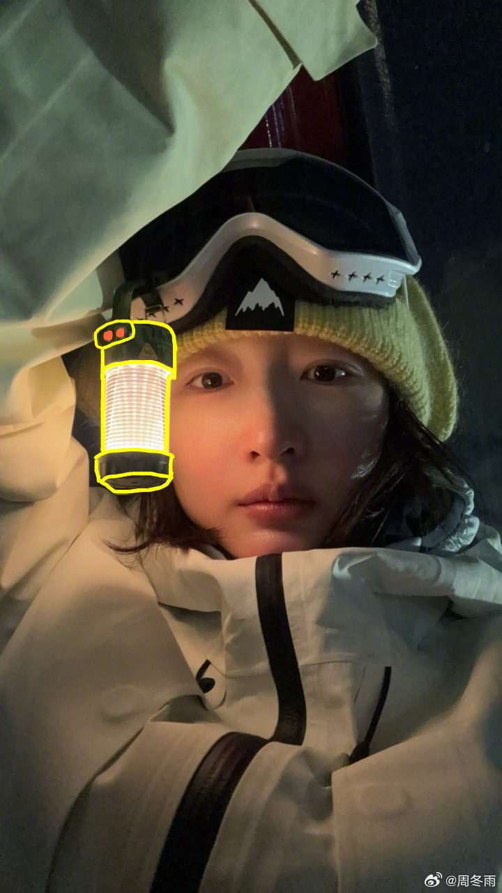 吴优贴脸开大周冬雨周五晚高疯 真闺蜜的互怼现场：没有一句话是客气的，没有一个梗是