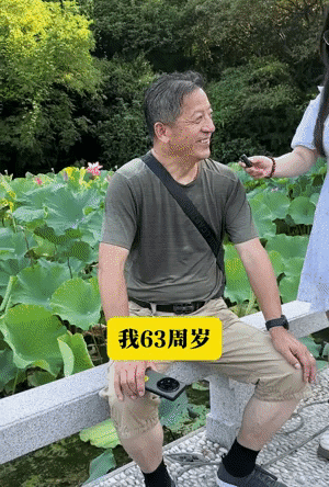 人逢有钱精神爽，不愁吃穿不愁喝，只愁哪里没玩够，养老生活质量高，幸福感满满。
核
