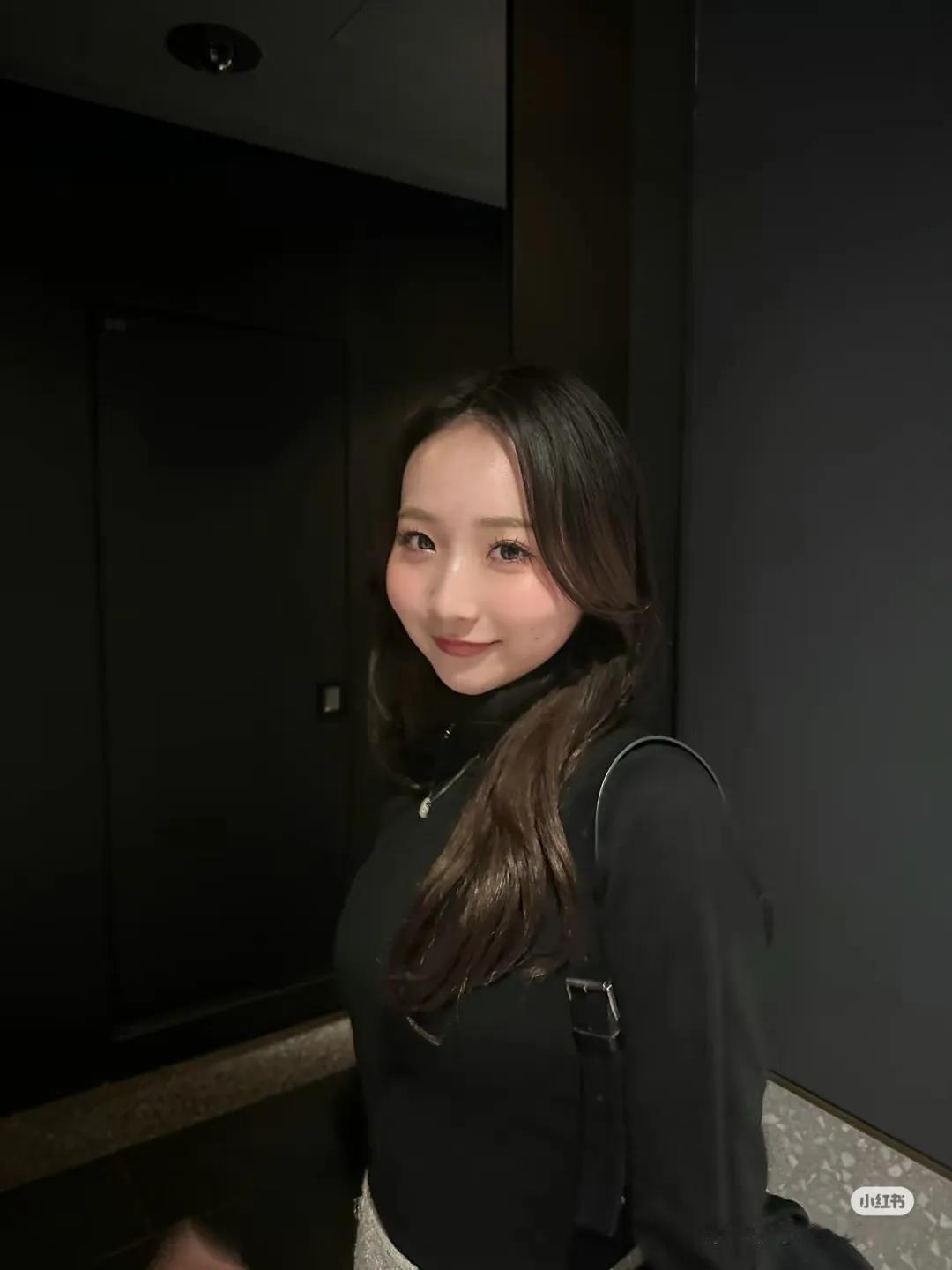 话说日本近几年就推出了许多颜值和气质都相当不错的新晋博主，而LICCA就是其中之