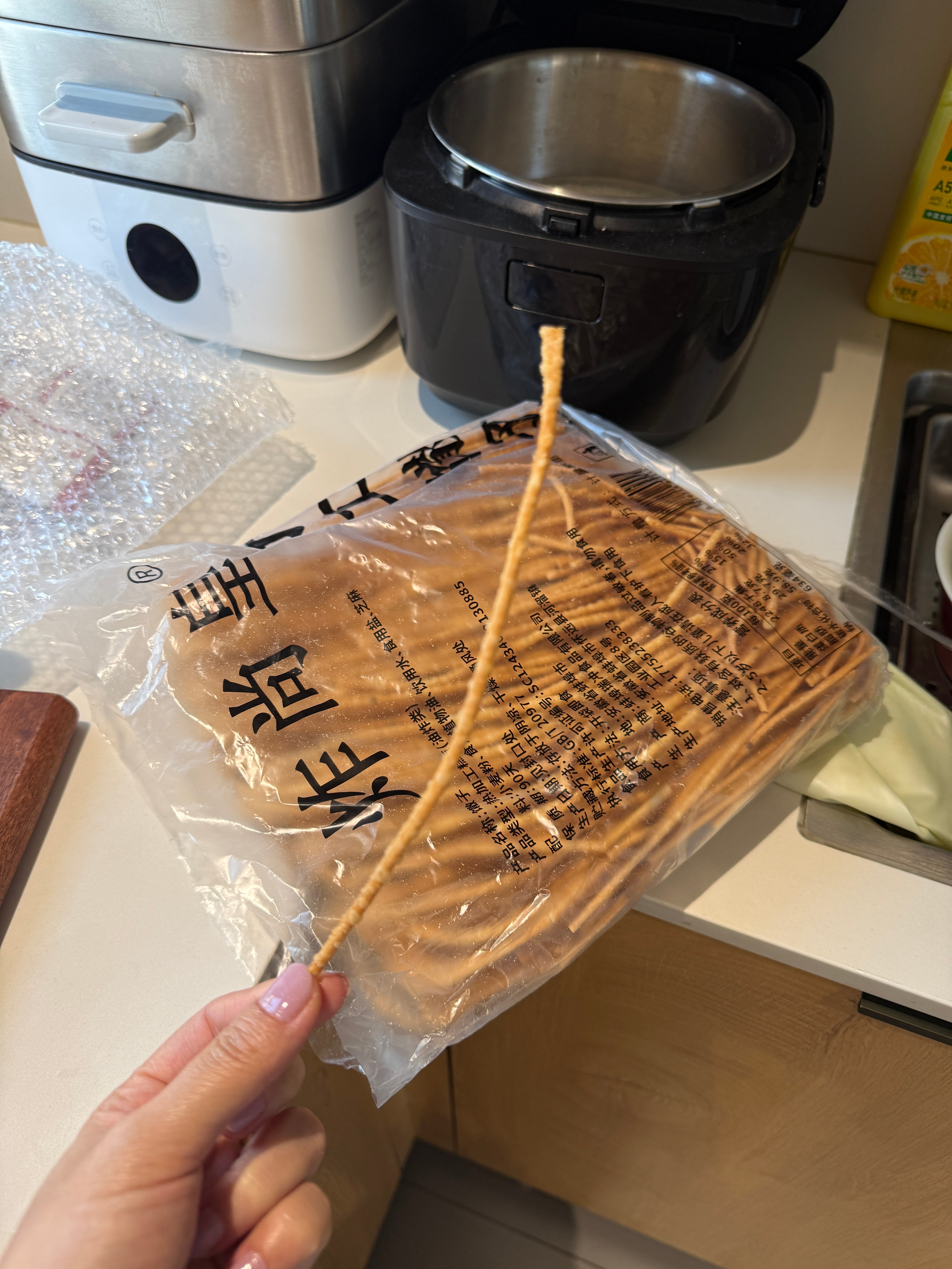 李扣扣爹是河南人。目前据我了解，河南没啥太好吃的东西，除了蒸馒头水平遥遥领先，再