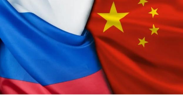 俄乌打到2026年，胜负早就不是多一座城的事了，它是一场激烈的持久战，中国真正怕