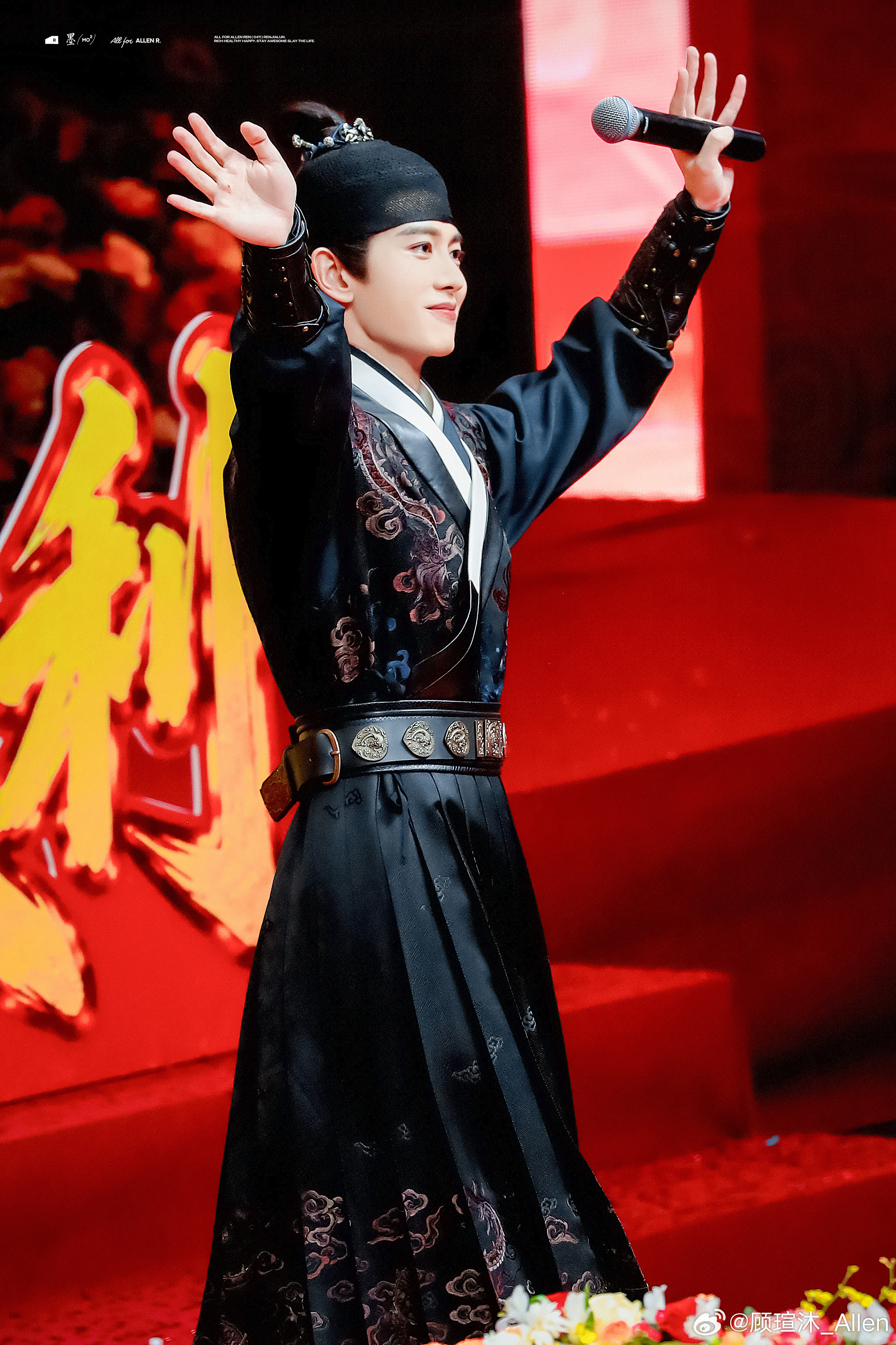 任嘉伦 1作品永远是演员的底气。任嘉伦就靠着一部又一部作品在演艺圈里扎扎实实打好