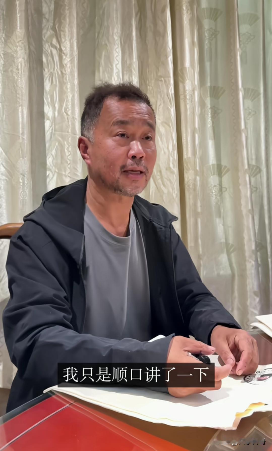 是改履薄临深，还是留履薄临探。我感觉艺术馆既不会改，也不会留。
如果改了，艺术馆