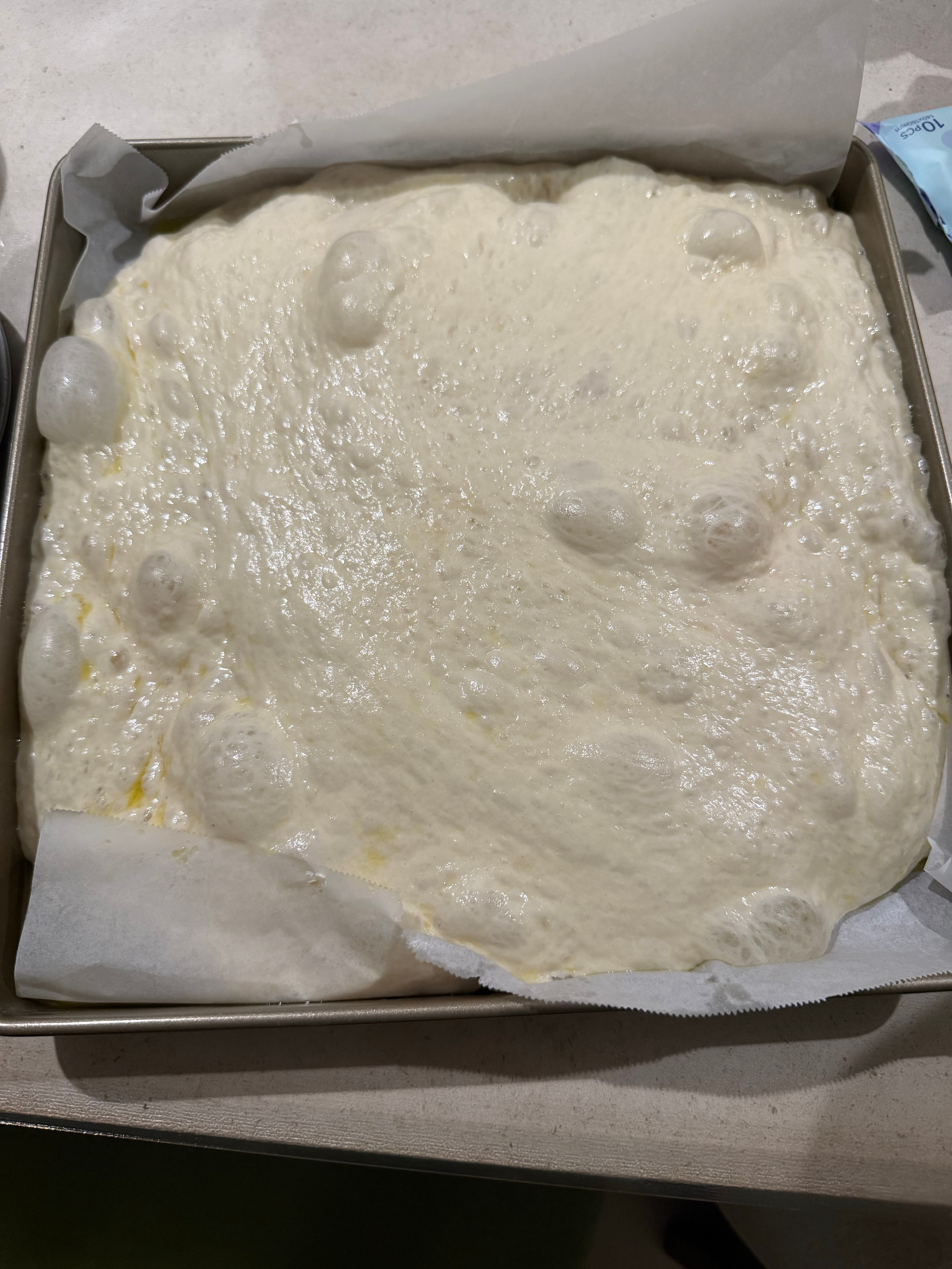 我老婆说想吃小红帽三明治，搜了教程买了青酱、黑醋汁、芝麻菜、烟熏牛肉、橄榄油迷迭