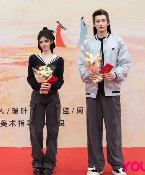 鞠婧祎真的是时刻保持“独美”状态，几乎和所有搭戏的男演员没有CP感，也从不和男演