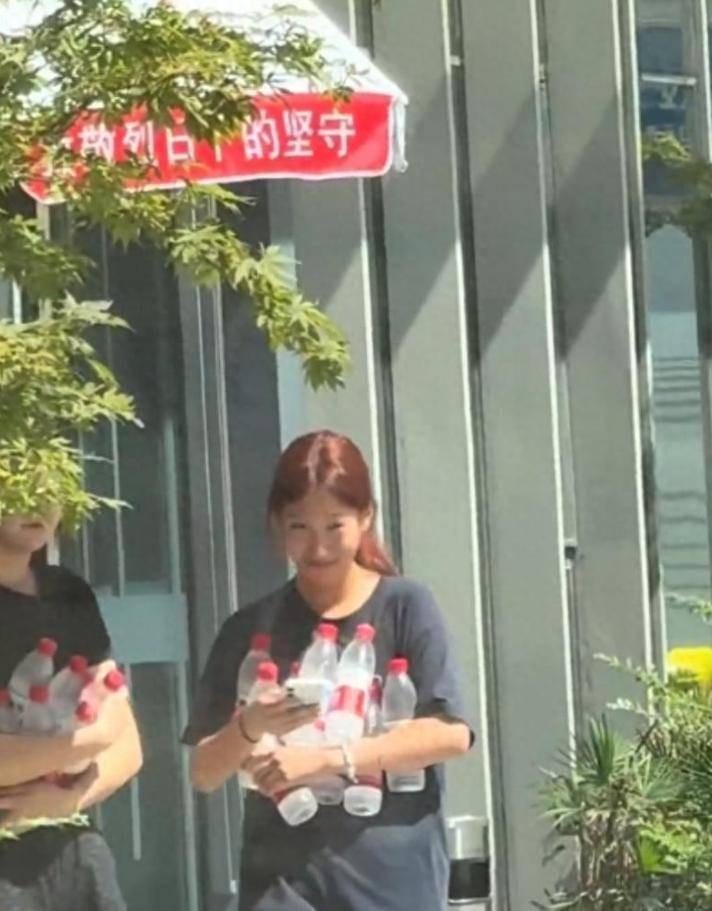 永远不要试图考验人性！宣城爱心冰箱被搬空，“零门槛”公益被宣判死刑

7月下旬，