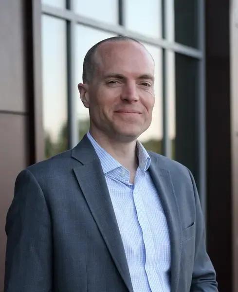 【美国父子老挝遭蜂群蜇伤超百处身亡】据当地时间11月3日的消息称，美国一所私立学