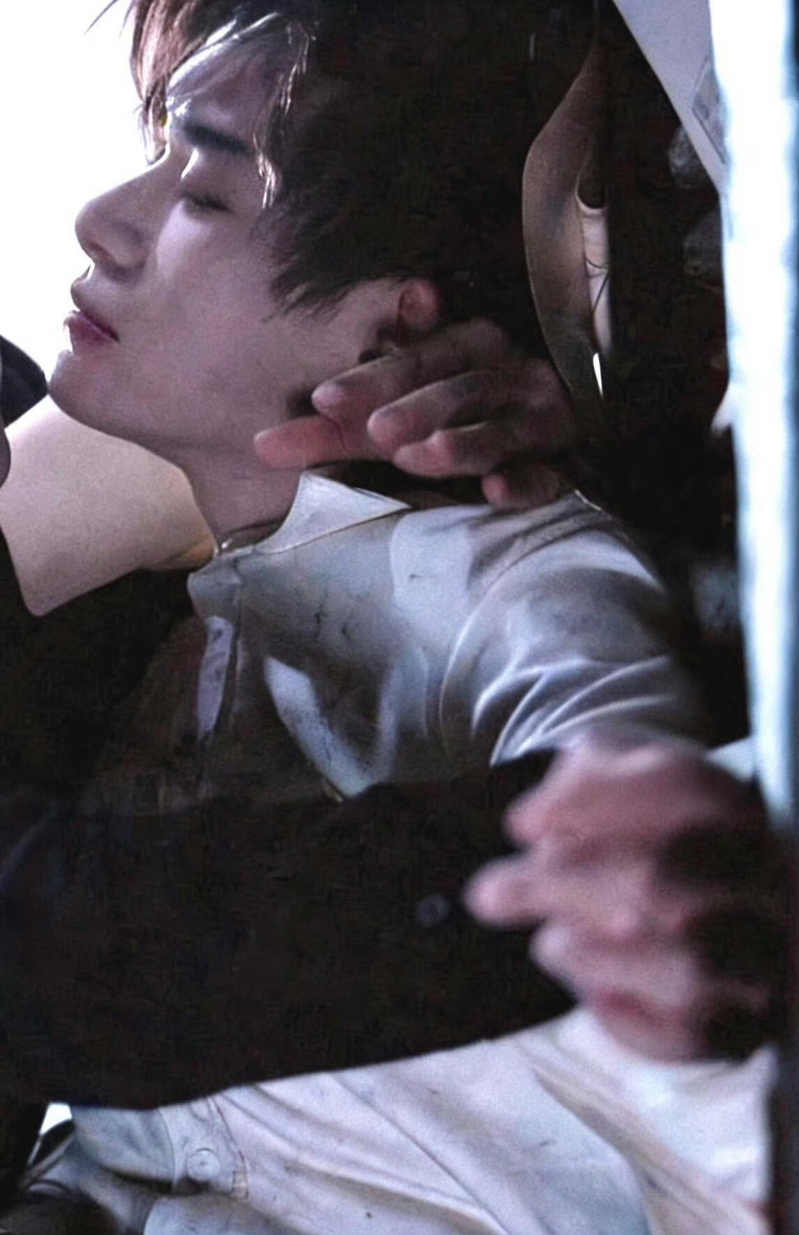 易烊千玺狂野时代台湾宣传图 易烊千玺《狂野时代》台湾宣传图九敏🆘美到极致了！这