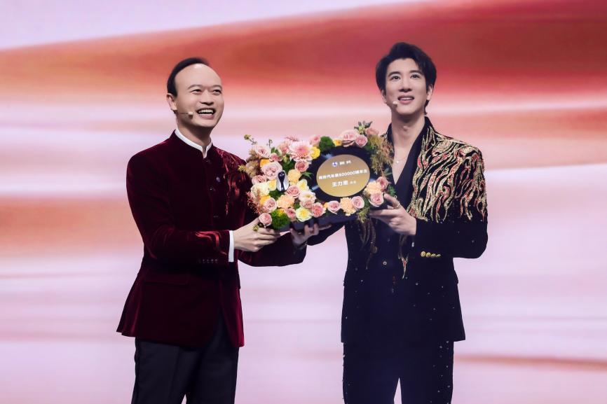 王力宏成腾势汽车第50万辆车主！腾势N9闪充版上市，40.98万元起！
在辅助驾