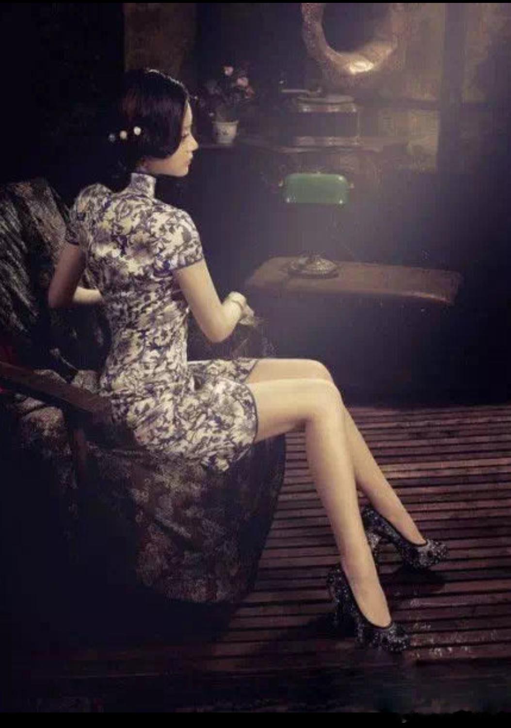 洋洋高锐·守护一生◎爱……悄悄的悄悄的在梦中起飞了◎两个……精灵一起……一起飞向